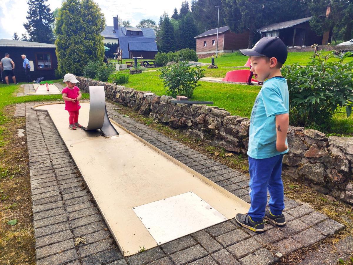 "Sporthuetten Nassau" Ihr Zentrales Domizil An Der Blockline Rechenberg-Bienenmuhle Bagian luar foto